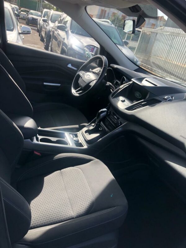 Ford Kuga - immagine 10
