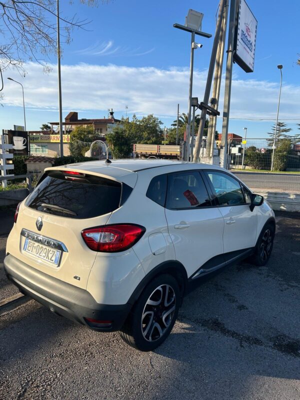 Renault Captur - immagine 6