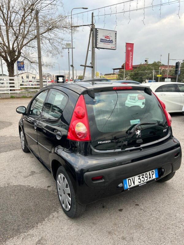 Peugeot 107 - immagine 8