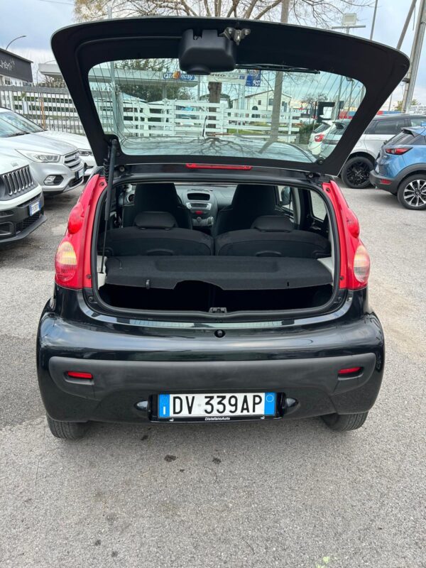 Peugeot 107 - immagine 9