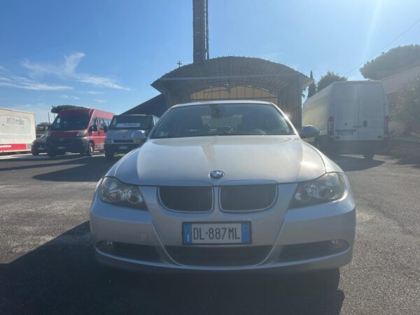 Bmw 320D - immagine 4
