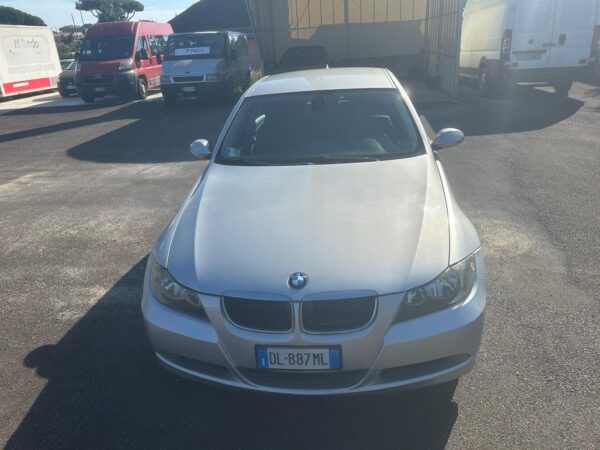 Bmw 320D - immagine 3