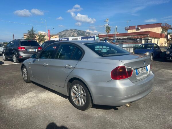 Bmw 320D - immagine 5