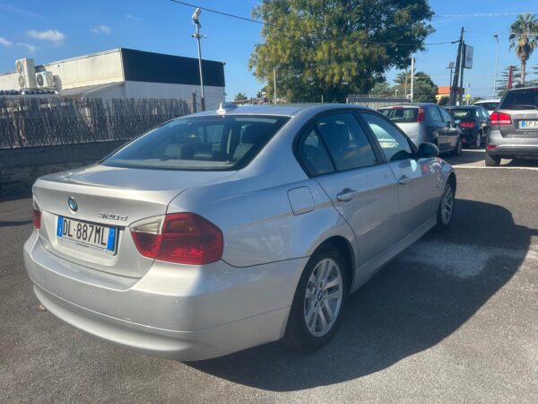 Bmw 320D - immagine 6