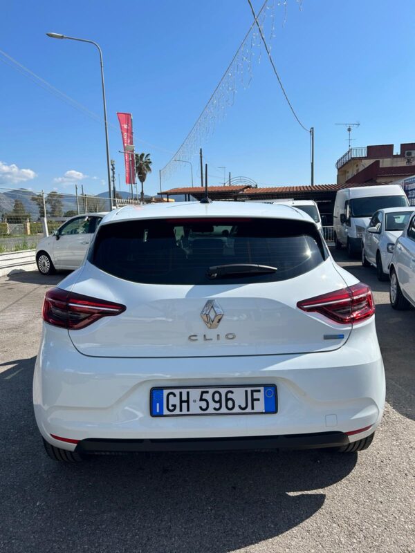 Renault clio - immagine 7